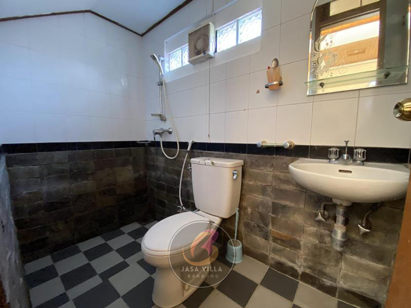 VILLA SAKURA 2 KAMAR 6