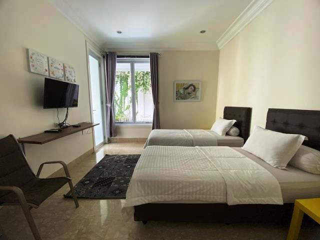 VILLA M3 KAMPUNG DAUN11 VILLA M3 KAMPUNG DAUN11