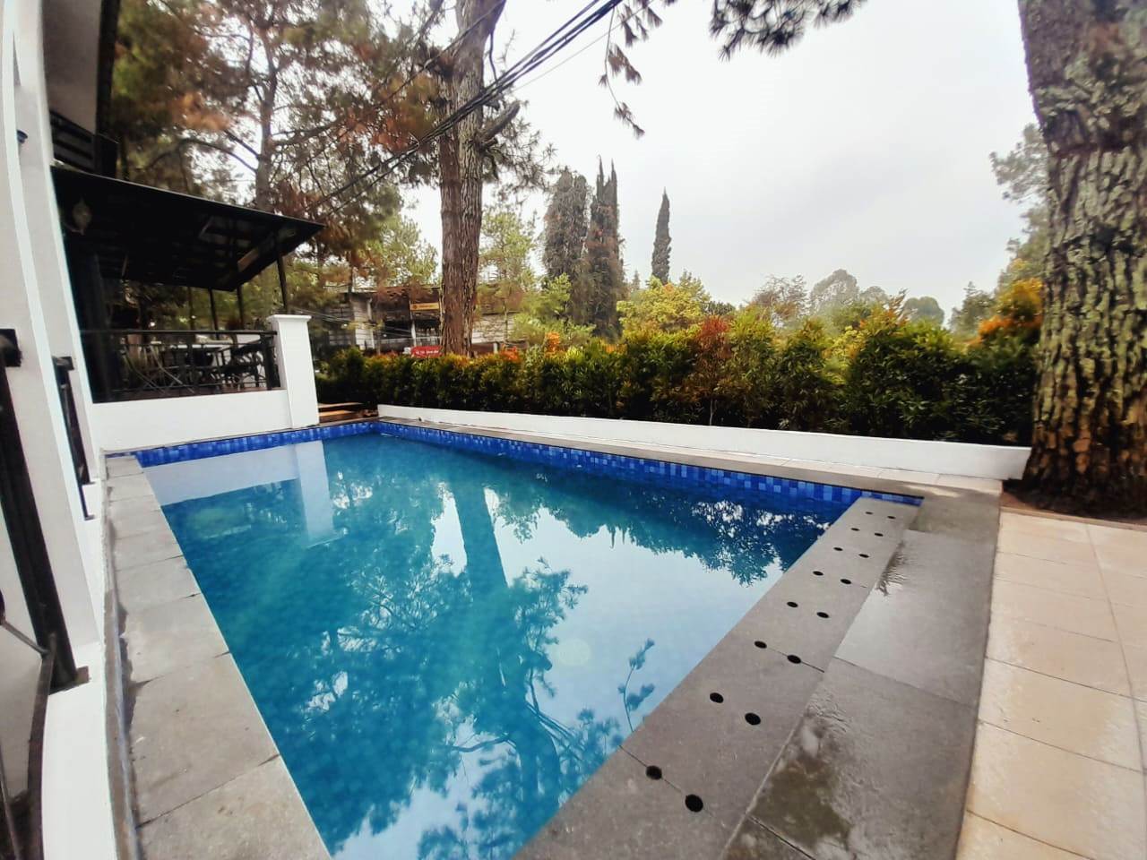 villa lembang kenari kolam renang08