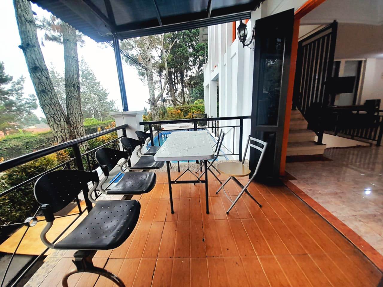 villa lembang kenari kolam renang13