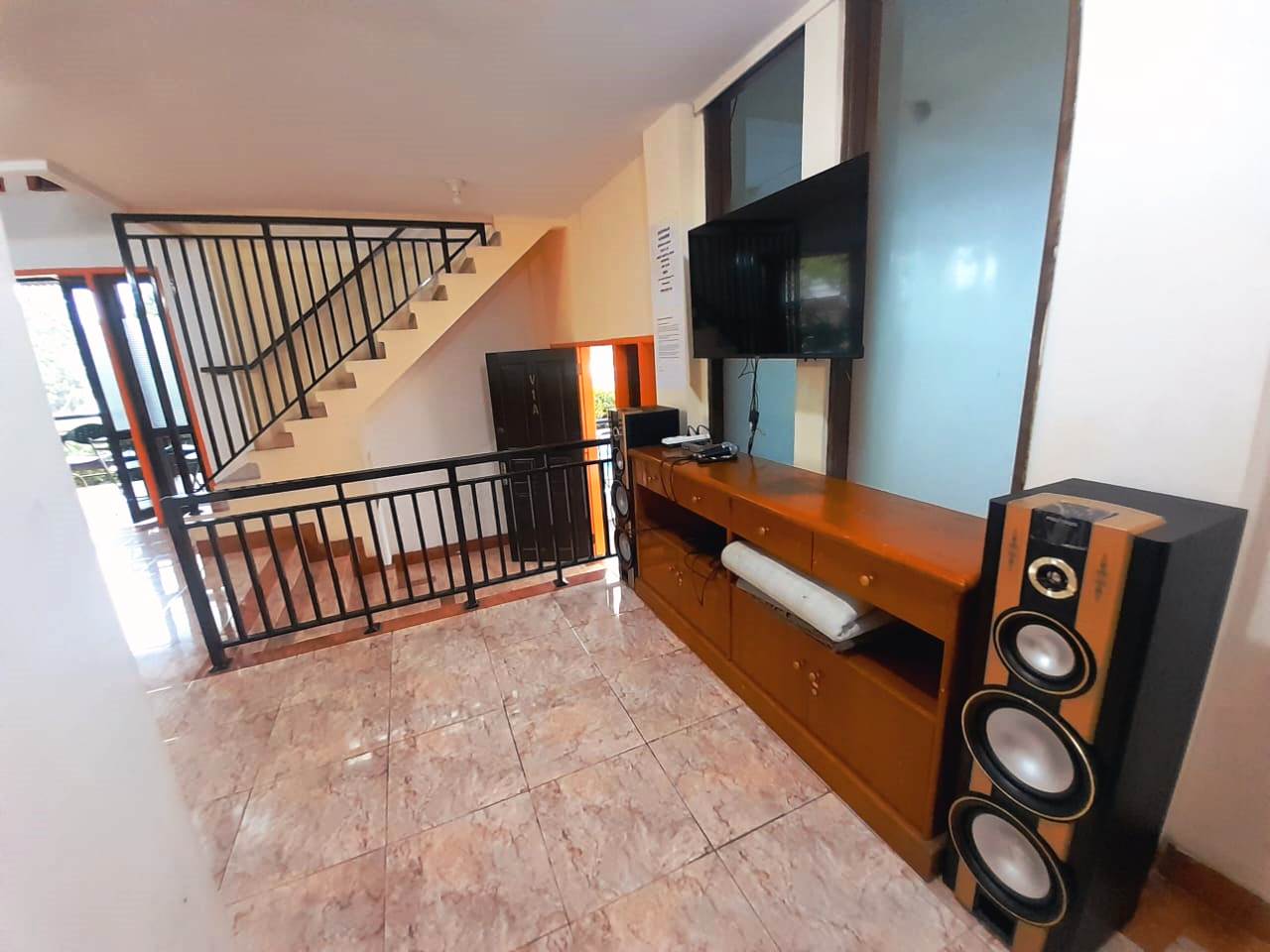 villa lembang kenari kolam renang21