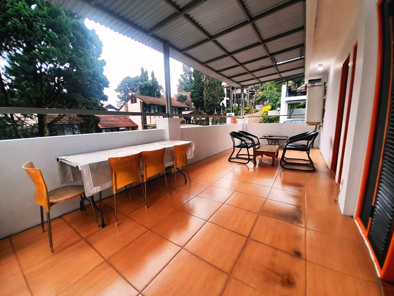 villa lembang kenari kolam renang23