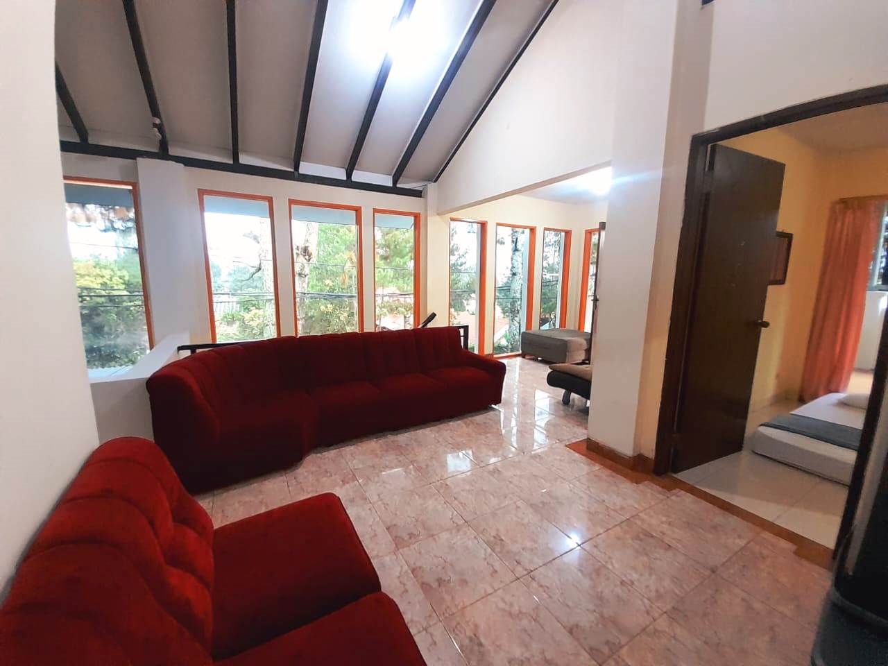 villa lembang kenari kolam renang28