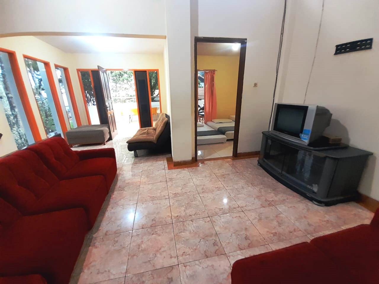 villa lembang kenari kolam renang32