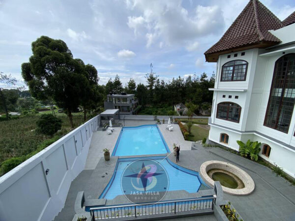 sewa villa di lembang untuk rombongan.