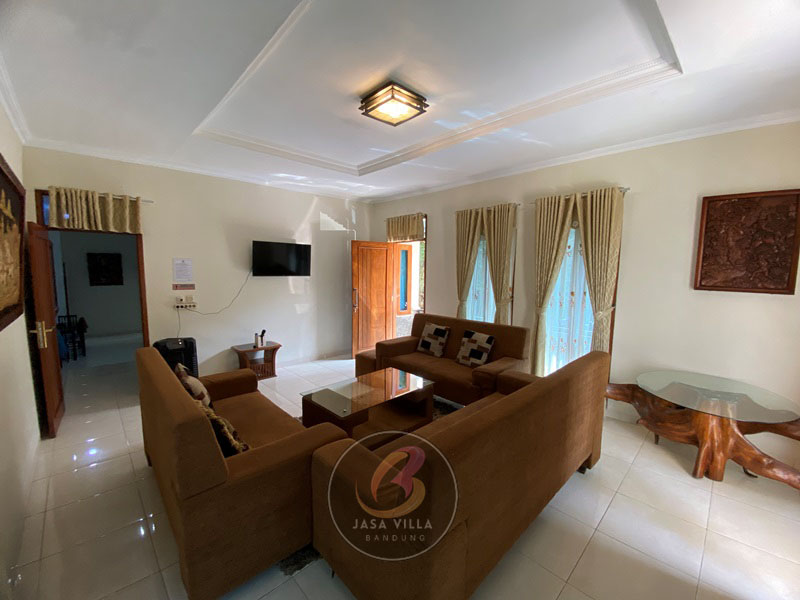 VILLA PASIRWANGI 4