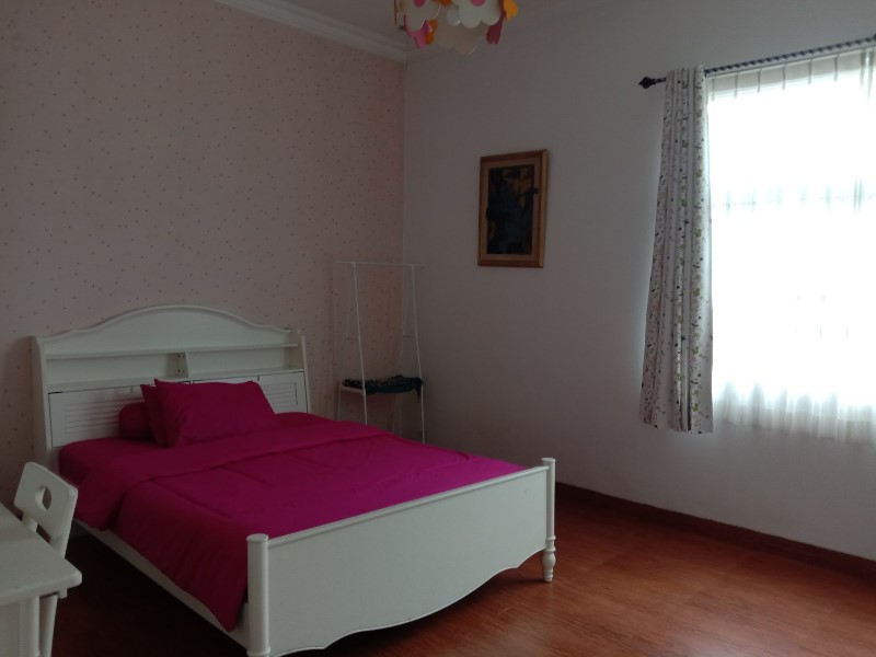 villa white hourse 7